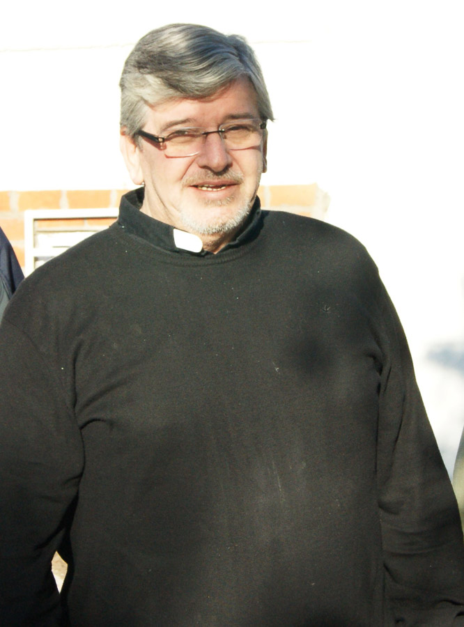 El Padre Pablo Boldrini respondió a quienes critican la labor de "La noche de la caridad"