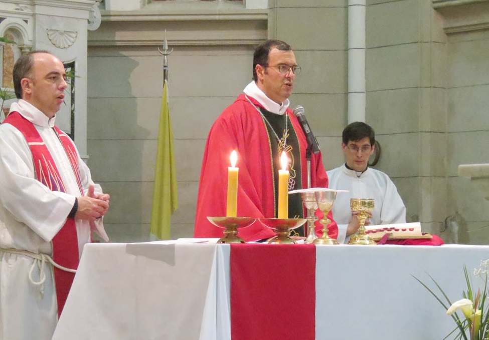 El Obispo Diocesano ofició anoche misa en San José