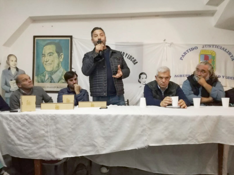 El presidente del PJ bonaerense en Balcarce Menéndez aseguró que el peronismo puede volver a gobernar  "si hay unidad del campo popular"