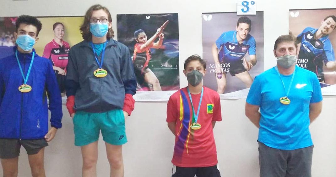 Simoiz, Bianchini, Faiella y Déramo los  campeones del 10º Torneo «Club Top Serrano»